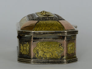 Antique tobacco Box, Kinta, lower Perak – 19th century