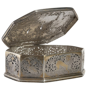 A fine and important 18th century Indian silver and parcel gilt octagonal pandan box with pierced and engraved decoration.