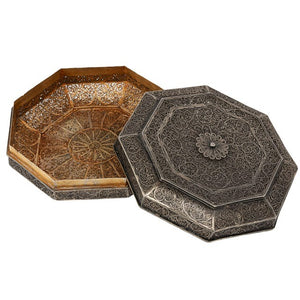 17th century silver parcel gilt filigree Batavian box of octagonal form