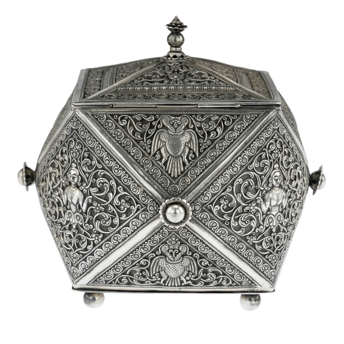 【珍品】　輪立磁器　香道具　１８００～１９００年代　中国製　箱付き A MOTHER-OF-PEARL-INLAID BLACK LACQUER BOX AND COVER QING